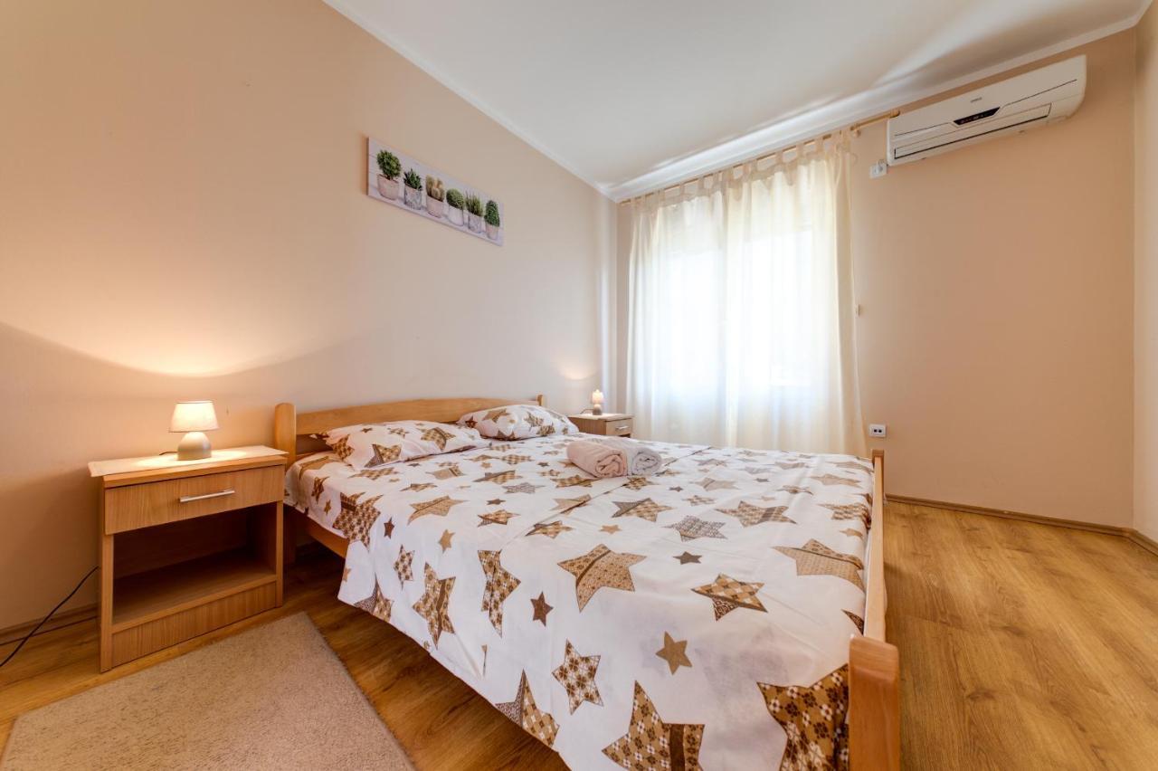 Apartments Pelle ティヴァト エクステリア 写真